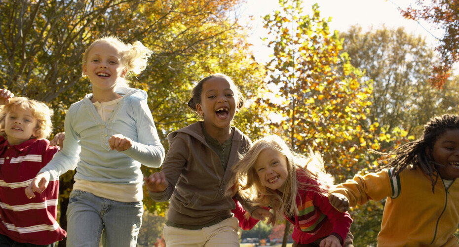 Group of children running
