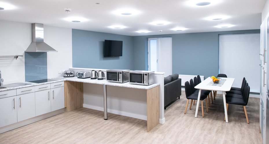 Spreytonway Kitchen and Dining Room