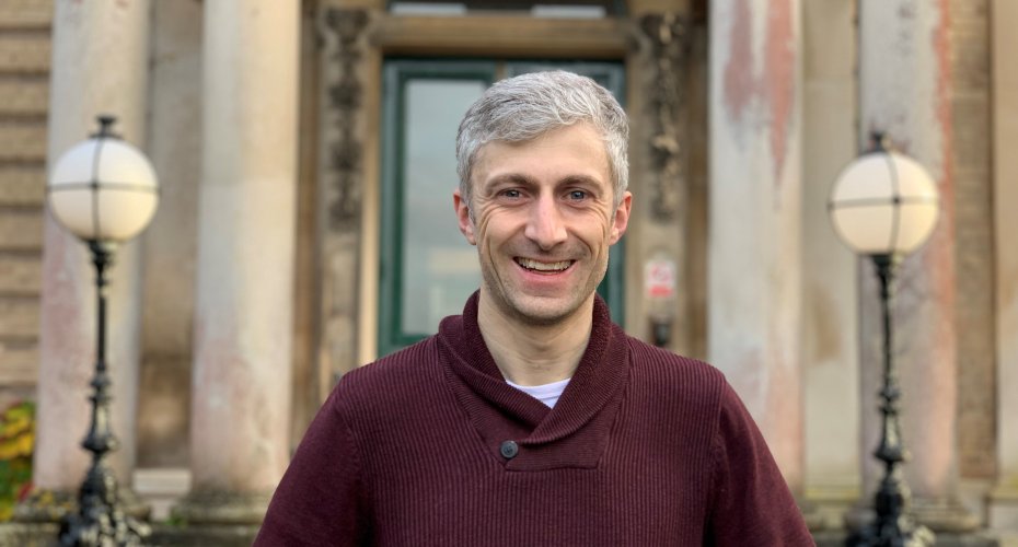 Scroller Sam Bailey - Current Staff